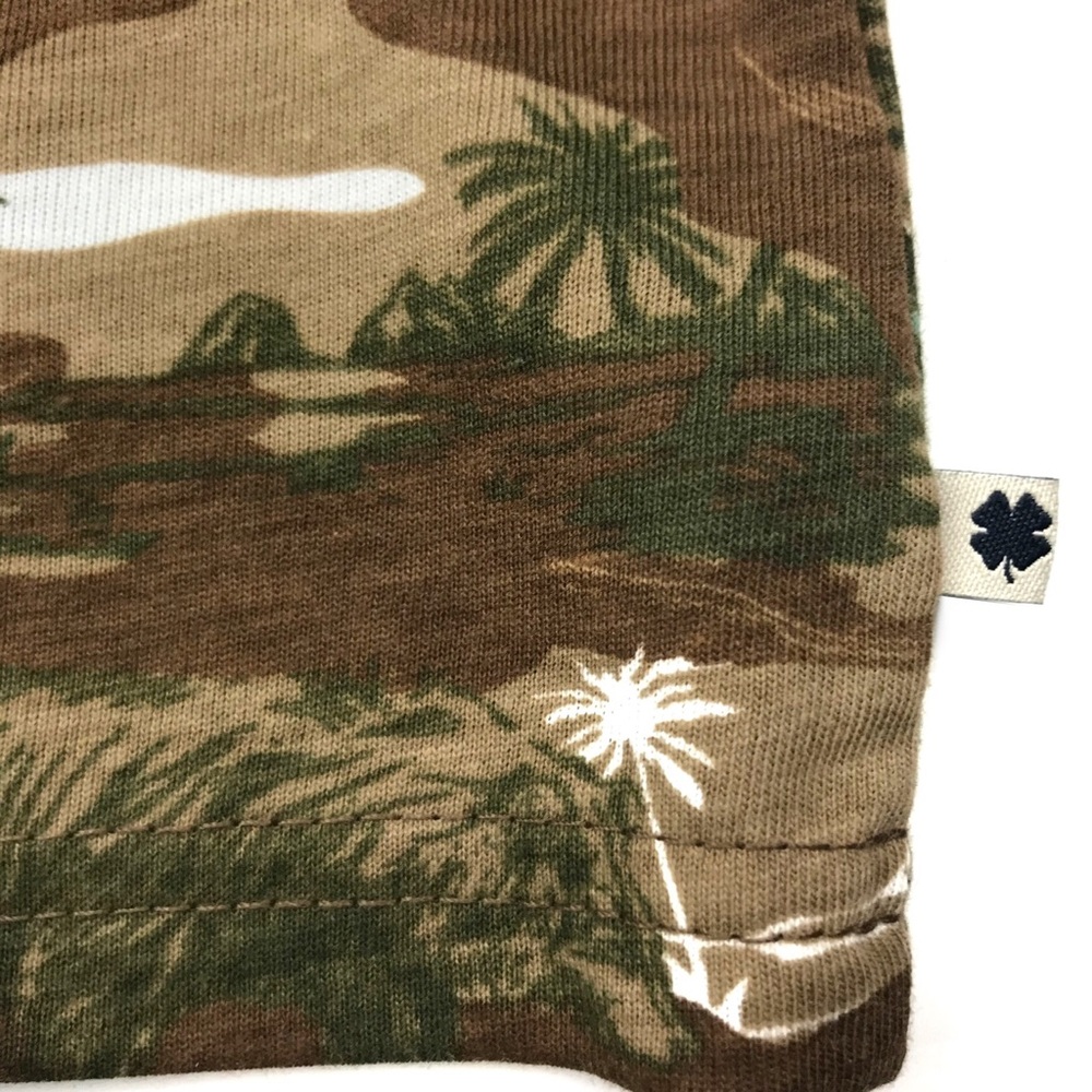 LUCKY BRAND Camouflage V-Neck Tee Skateboard Bears - Picture 3 of 10